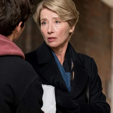 Emma Thompson interpreta a implacável juíza Fiona Maye, no filme Um Ato de Esperança que estreia no Ordovás, em Caxias