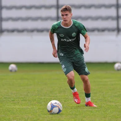  CAXIAS DO SUL, RS, BRASIL (26/04/2019)Último treino do Juventude antes da Estreia da Série C. Na foto, meia Denner. (Antonio Valiente/Agência RBS)