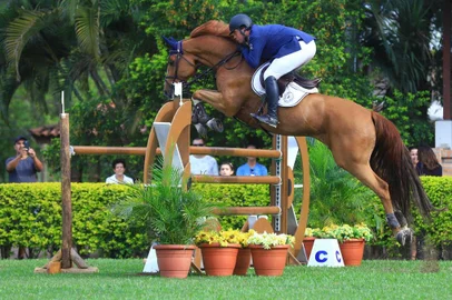 PORTO ALEGRE, RS, BRASIL, 05/05/2019: The Best Jump 2019Na foto:  josé reynoso fernandez filho, o grande campeão