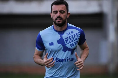  CAXIAS DO SUL, RS, BRASIL (29/03/2019)Treino do SER Caxias no Estádio Centenário em Caxias do Sul. Na foto, Juliano. (Antonio Valiente/Agência RBS)