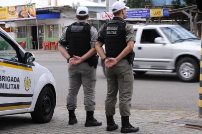  CAXIAS DO SUL, RS, BRASIL (05/05/2019)Impasse nos convênios do Policiamento Comunitário. Na foto, soldados Peixoto e Tavares. (Antonio Valiente/Agência RBS)