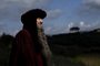A Leonardo Da Vinci look alike is pictured on April 9, 2019 in Vinci, the Tuscan village where Leonardo Da Vinci was born. - Locals preparing to mark the 500th anniversary of Leonardos death say little has changed among the vineyards, lush fields and brooks that appeared his art. (Photo by Filippo MONTEFORTE / AFP) / TO GO WITH AFP STORY BY FRANCK IOVENE