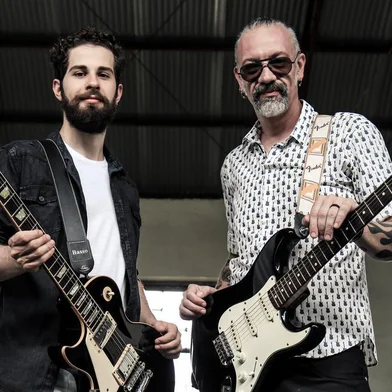 Sasha Zavistanovicz e Cristian Rigon, da Overdrive Guitar School