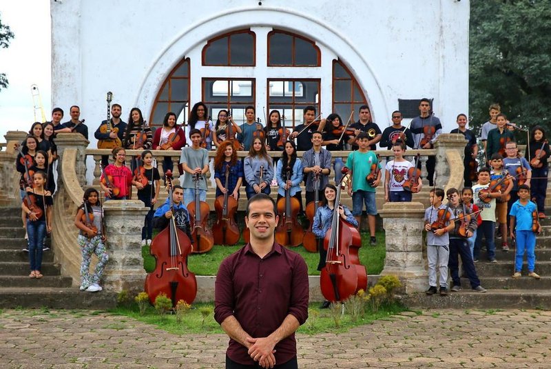  BAGÉ,  RS, BRASIL, 09/05/2019- Projeto Orquestra Jovem do Pampa, criada pelo maestro Joab Muniz. (FOTOGRAFO: LAURO ALVES / AGENCIA RBS)