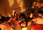 Com música, dança e poesia, grupo feminista faz apresentação em Porto Alegre 