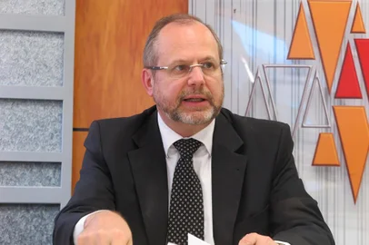 PORTO ALEGRE (RS): desembargador do Tribunal de Justiça (TJ-RS), Cláudio Luís Martinewski,