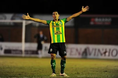  BENTO GONÇALVES, RS, BRASIL, 23/04/2019. Esportivo x Ypiranga, segundo jogo da final da Divisão de Acesso do Campeonato Gaúcho 2019 e realizado no estádio Montanha dos Vinhedos. (Porthus Junior/Agência RBS)