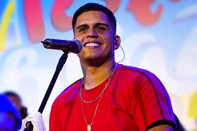 Os artistas estão vestindo a camisa da diversidade", diz Gaab, que faz show em Porto Alegre - Entretenimento