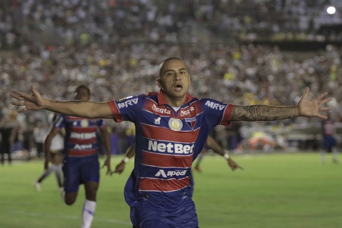 Rafael Melo / Lance Press