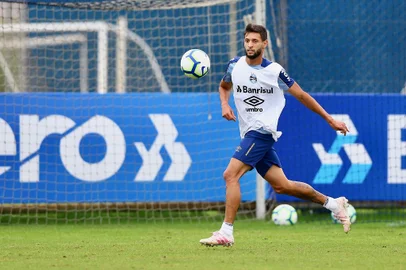 Juninho Capixaba, lateral-esquerdo do Grêmio