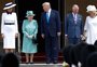Donald Trump é recebido pela rainha Elizabeth II no Palácio de Buckingham