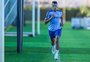 Cortez segue treinando em separado, e aumenta a chance de improvisação na lateral do Grêmio