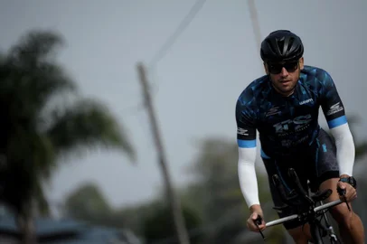 CAXIAS DO SUL, RS, BRASIL, 04/06/2019O caxiense Vinícius Silvestrim está classificado para o mundial de Iroman, que ocorre em outubro, no Hawaii. Ele é o primeiro amador da cidade a se classificar para esta competição. (Lucas Amorelli/Agência RBS)