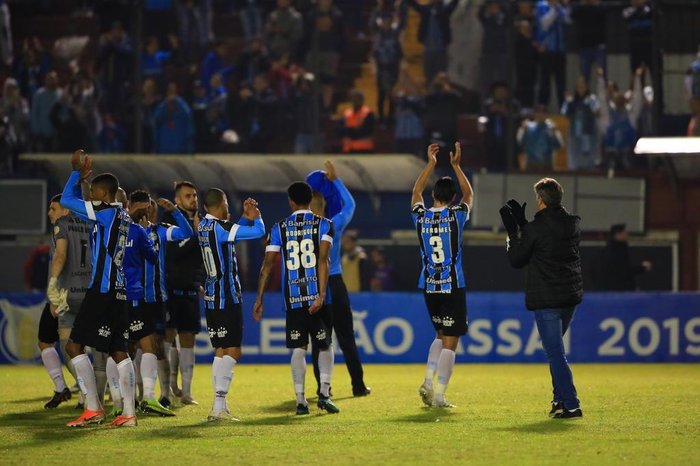 Importância do resultado, janela de transferências e reclamações: o que foi dito após o Grêmio vencer o Fortaleza
