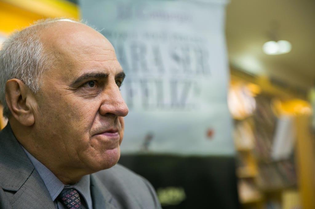 J.J. Camargo lança livro de crônicas nesta terçafeira GZH