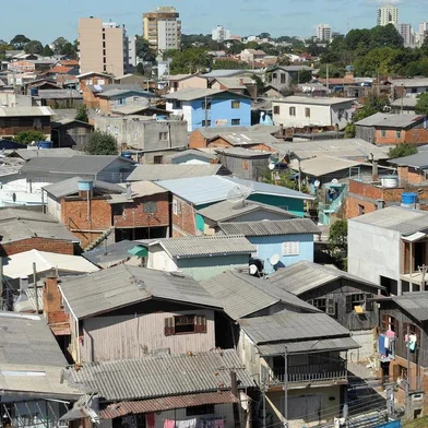  CAXIAS DO SUL, RS, BRASIL, 26/03/2019Bairro 1º de MaioO pleno do Superior Tribunal de Justiça (STJ) julga nesta quarta-feira (27) em Brasília se o município de Caxias do Sul pode ser responsabilizado pela invasão do terreno de 57 mil metros quadrados da família Magnabosco, ocorrida nos anos 1970, onde hoje fica o bairro Primeiro de Maio. Caso o município seja mantido como réu na ação, está sujeito a pagar uma indenização que supera os R$ 600 milhões, valor que foi crescendo com os juros e correções ao longo do tempo. (Lucas Amorelli/Agência RBS)