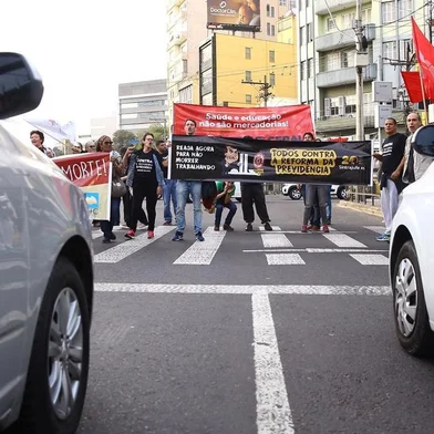  PORTO ALEGRE, RS, BRASIL, 14/06/2019- Greve: movimentação no Hps.(FOTOGRAFO: LAURO ALVES / AGENCIA RBS)