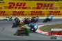 Piloto espanhol Carlos Tatay sofre queda, quase é atropelado e derruba adversário na MotoGP