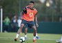 Com dores no quadril, Éder Militão deixa treino da Seleção Brasileira mais cedo