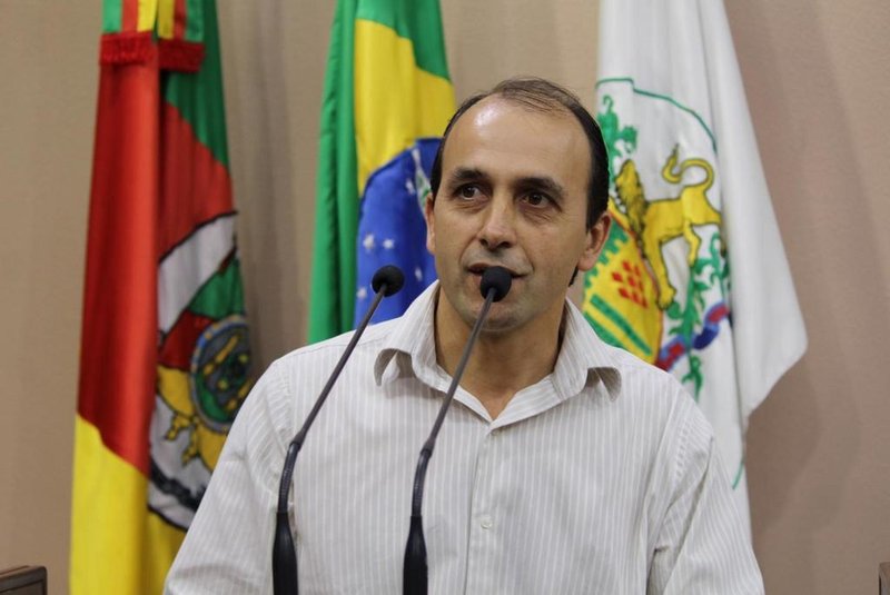 Alaor Barbosa, presidente da Amob Belvedere, que concorreu à presidência da UAB e perdeu. É filiado ao Solidariedade