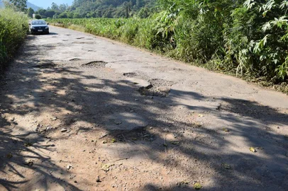 Encopav, por parte do Daer, vai começar a trabalhar na VRS-827, em Nova Petrópolis, nesta semana