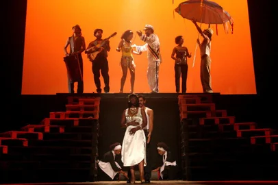 Divulgação da peça Ori Oresteia (2015), direção de Jessé Oliveira. Foto de arquivo.