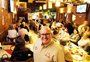 Do Bar do Beto aos tribunais: o homem que virou advogado após atuar 30 anos como garçom