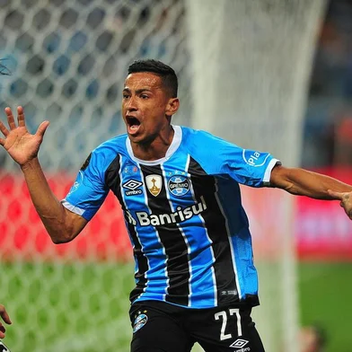  PORTO ALEGRE, RS, BRASIL, 22.11.2017. Grêmio enfrenta o argentino Lanús, na primeira partida da final da Libertadores 2017, na Arena. No lance, Cícero comemorando o gol.Foto: André Ávila/Agência RBS