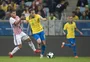 Filipe Luís não deve fazer exames e escalação na semifinal depende de evolução 