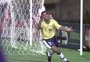 "Olha o que ele fez! Olha o que ele fez!": golaço de Ronaldinho pela Seleção completa 20 anos