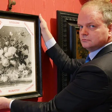 O Ministério alemão de Relações Exteriores anunciou, neste sábado, que devolverá ao Palazzo Pitti, de Florença um quadro de um pintor holandês roubado pelos nazistas na Segunda Guerra Mundial.