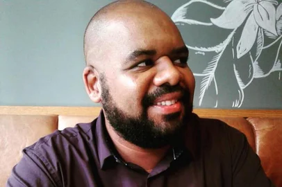 Luiz Maurício Azevedo , editor-executivo da Figura de Linguagem. Entrevistado do Podcast Coisa de Preto