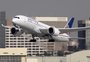 Boeing lança US$ 25 bilhões em bônus e descarta ajuda oficial