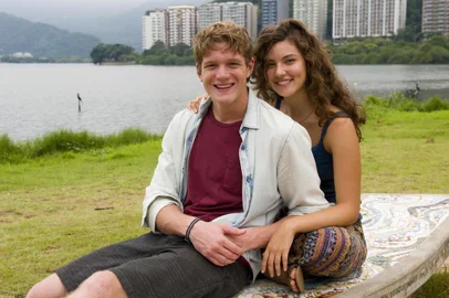 Em Malhação: Toda Forma de Amar, Rita (Alanis Guillen) e Filipe (Pedro Novaes).