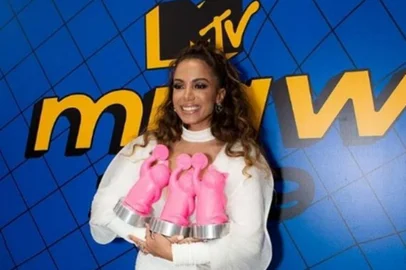 Anitta, Mtv miaw