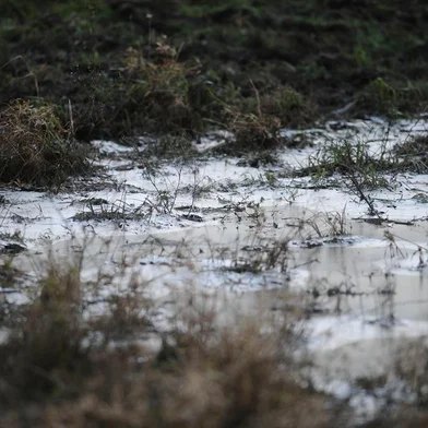  SÃO JOSÉ DOS AUSENTES, RS, BRASIL (06/07/2019)Ambiental de frio em São José dos Ausentes. As 6:30 sa manhã o termômetro da praça marcaba 3° negativos. (Antonio Valiente/Agência RBS)