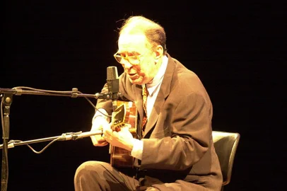 #Máquina: D1-5020849Show do cantor João Gilberto.