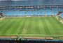 Gramado da Arena apresenta buracos antes de Grêmio x Bahia