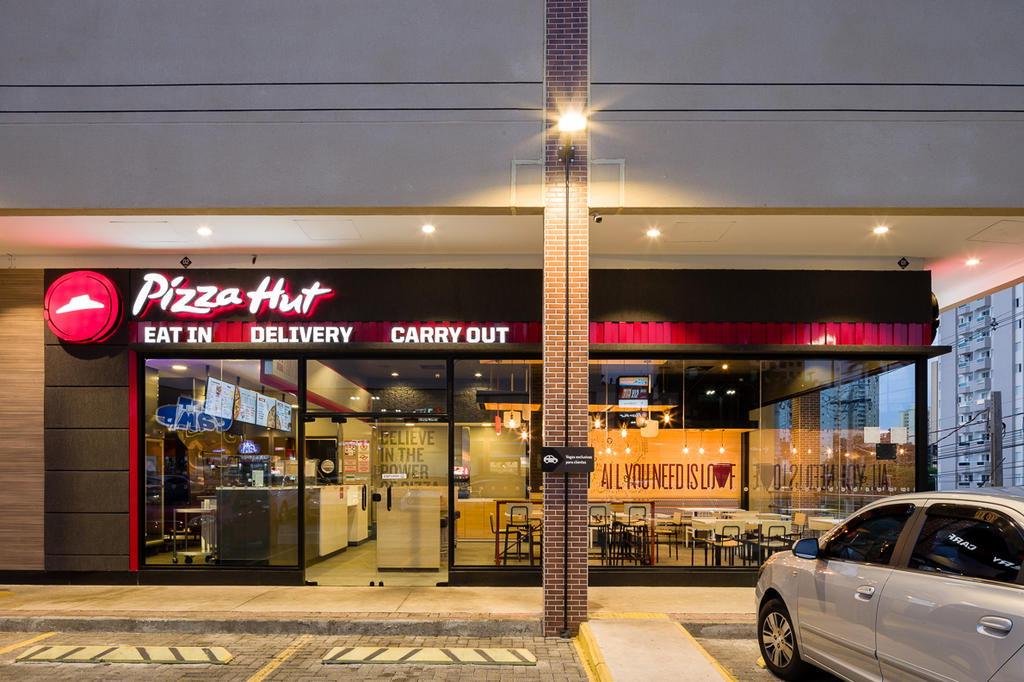 O que exterminou as franquias da Pizza Hut na área urbana de Porto