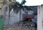 Prédio que foi ocupado por famílias no Menino Deus é demolido pela prefeitura