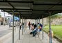 Passageiros reclamam de rotina de atrasos em linhas de ônibus da Restinga