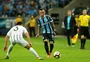 Dois motivos para a falta de propostas por Everton e o clube que ainda poderá fazer oferta pelo atacante do Grêmio