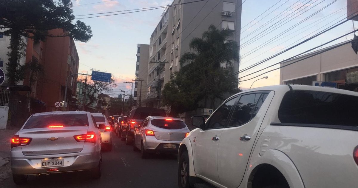 AO VIVO como está o trânsito em Porto Alegre e na Região Metropolitana na manhã desta segunda AO VIVO como está o trânsito em Porto Alegre e na Região Metropolitana na manhã desta segunda