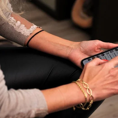  CAXIAS DO SUL, RS, BRASIL, 25/07/2019 - Mulher teve vídeos íntimos divulgados na internet. (Marcelo Casagrande/Agência RBS)