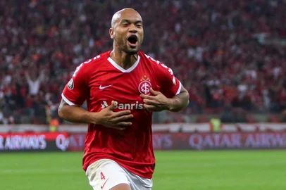PORTO ALEGRE (RS), 31.07.2019 - Futebol / Internacional x Nacional-URU - Rodrigo Moledo, comemora gol durante partida entre Internacional e Nacional-URU, valida pelas oitavas de final da Copa Libertadores 2019, realizada no Estadio Beira Rio, nesta quarta-feira (31). (Foto: Everton Pereira/Ofotografico/Lancepress!) 
