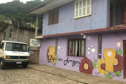 Bar dos Amigos, no bairro Municipal de Bento, foi palco para chacina com cinco mortos