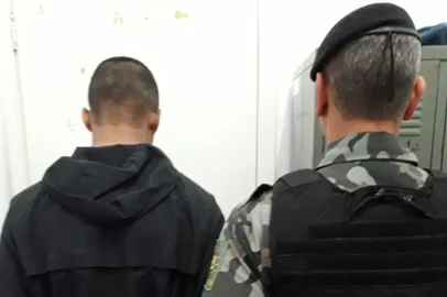 Jovem é preso em Caxias 