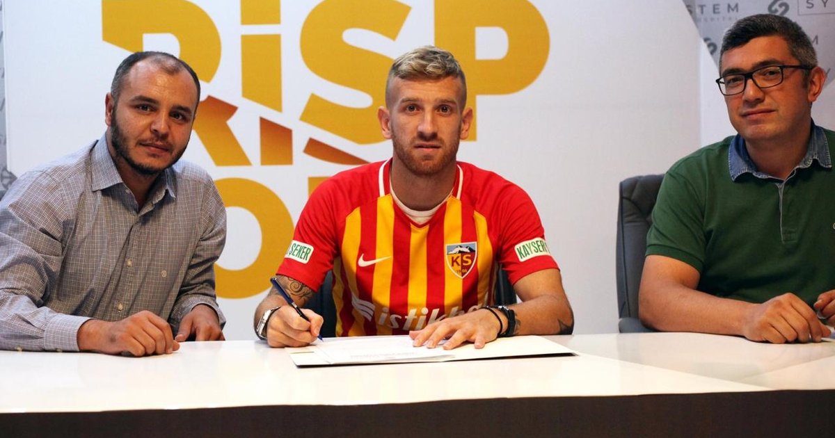 Pedro Henrique Konzen, exCaxias, acerta com equipe turca Pioneiro Pedro Henrique Konzen, exCaxias, acerta com equipe turca Pioneiro