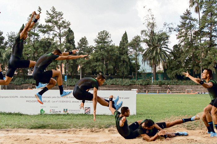 Brasileiro do salto triplo vence em Ohio e obtém índice para o Pan