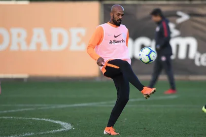  Treinamento do Inter no CT Parque Gigante. Na foto, bruno Silva